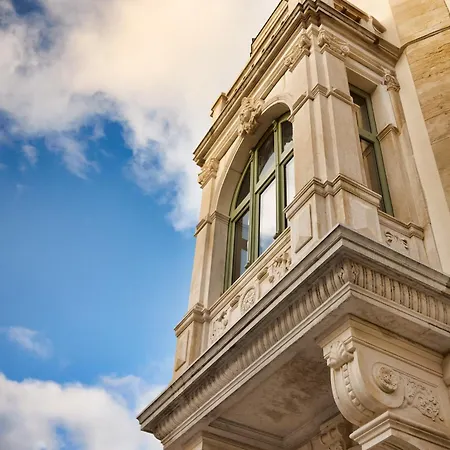 Maison 1896 * 본느