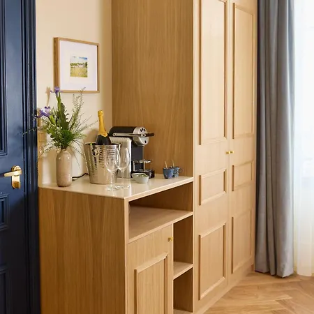 Maison 1896 Beaune (Cote d'Or)