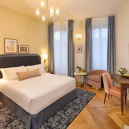 Maison 1896 Отель *